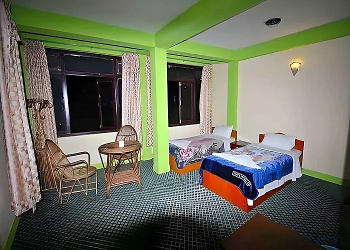 Hostel Yala Peak