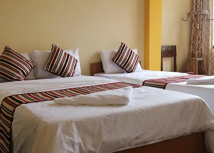 Hostel Yala Peak